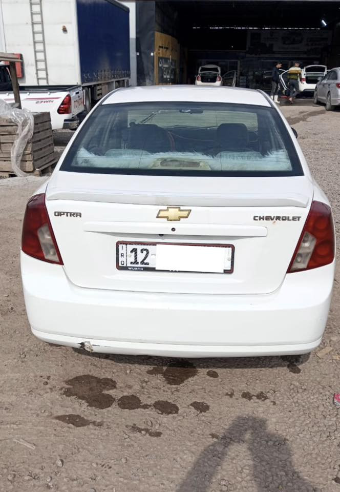 سلام عليكم عــندي أوبترا موديل 2004 كيروتماتيك،
رقم نينوئ مسطره جديده 
وبيها كابون بانزين 
السيارة مال بيت نضيفه 
عيوب سياره فقط بيها قطعتين صبخ وصبخ جماليه مثل ماموضح بالصوره 
وبالواقع السياره احلئ من صور 
السعر  66 وبي مجال بسيط
للاستفسار أكثر الأتصال على رقم الكورك*********** 
وغير متوجدين ع فيسبوك
