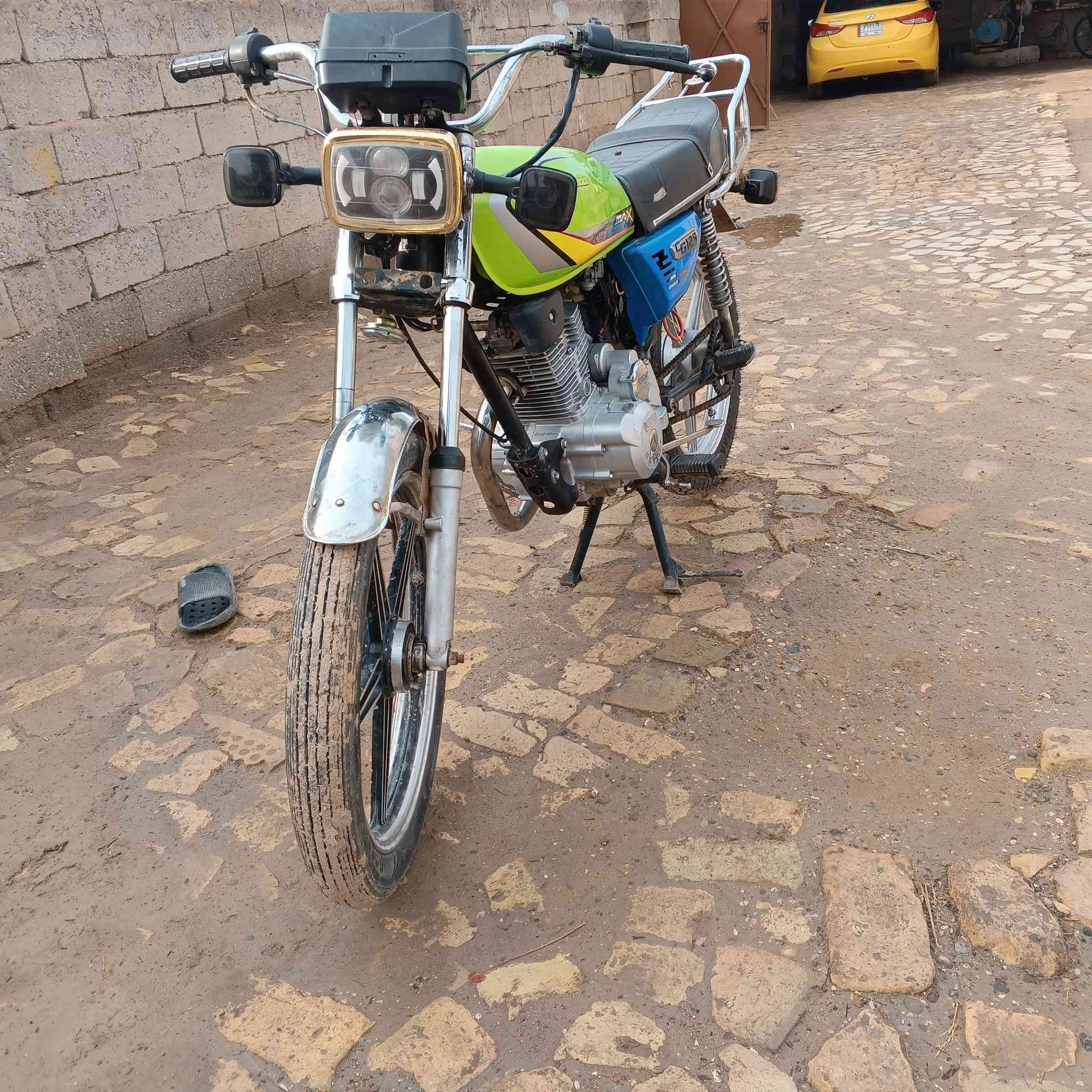 سلام عليكم
دراجة ايراني 22 كهربايات شغالة بس باتري ضعيف اوراق سكنر مكينة مفتوحة بوشة وبستم قبل سبوع سعر 375 وبيه مجال حك جية مكان المعامل


**إذا كنت صاحب هذا الإعلان وتريد حذفه لأي سبب، رجاءا أرسل رسالة إلى الدعم الفني**