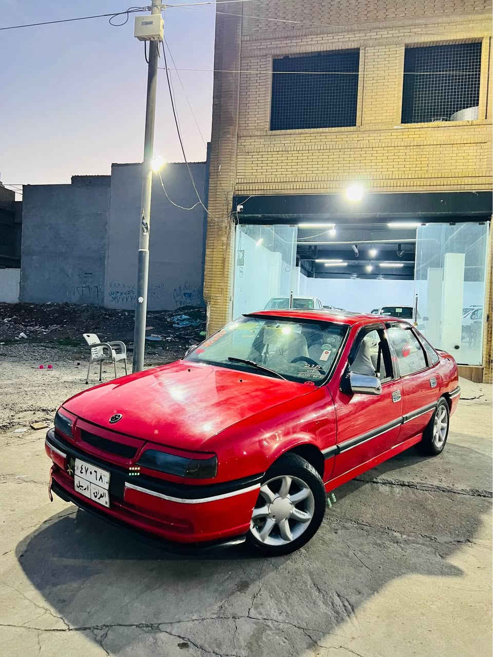 ئۆپڵ ڤیکترا مۆدیل١٩٩٠
مەکینە ١٨گێرعادی عام بۆجوانی 
بەدەنەی پێشی گۆراوە بێ لێدران بێ دەعم سعری٣٧$مجال
***********ڤایبەر واتسئاپ أربيل, العراق
