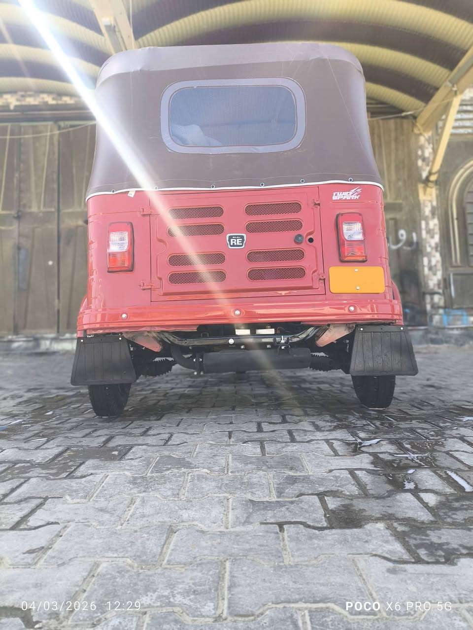 سلام عليكم تكتك موديل 18وراق مكان كربلاء امن داخلي ***********
