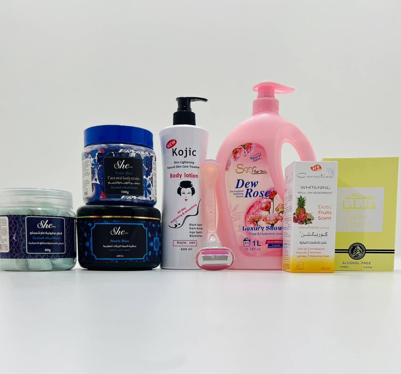 عرض العناية بالجسم ꒰ঌ ୨୧ ໒꒱ 💙🫶🏻
✨ مجموعة متكاملة للعناية والتفتيح والترطيب :
🦋 سكرية النيلة الأصلية – تقشير قوي وإزالة الجلد الميت وتوحيد اللون.
🦋 سنفرة النيلة الزرقاء – تقشير لطيف، تفتيح وتنعيم البشرة.
🦋 صابونية She One بالنيلة – تنظيف وتفتيح للجسم والمناطق الحساسة (مرة بالأسبوع).
🦋 عطر مسك الفانيلا للشعر والجسم 
مع شفرة خاصة للجسم 
✨ رول كوركشن – مانع تعرق 24 ساعة، يفتح الإبط وما يترك أثر.
🦋 شاور سكاي فور يو – ترطيب ونعومة مع عطر يدوم.
🦋 لوشن كوجي سان – تفتيح، ترطيب وتوحيد لون البشرة بقوام خفيف سريع الامتصاص.


**إذا كنت صاحب هذا الإعلان وتريد حذفه لأي سبب، رجاءا أرسل رسالة إلى الدعم الفني**