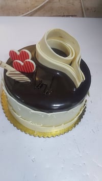 خلفه كيك درجه اولى متفرغ مكانه بغداد وهذا رقمه اليحتاجه يتصل علي  0781...