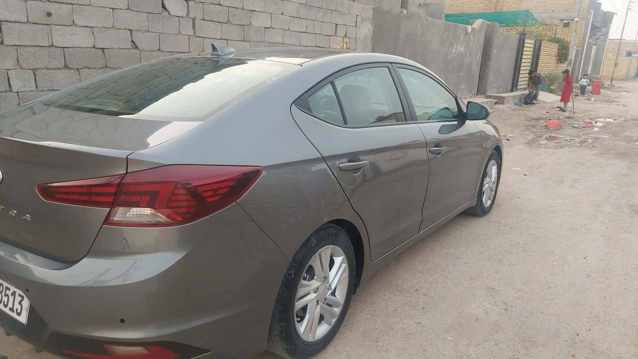 الانترا 2019
مكفوله كفاله عامه بغض النضر عن البارد
السعر 122 وبيها مجال بسيط 
رقم بصره 
مكان السياره الناصريه 
***********
