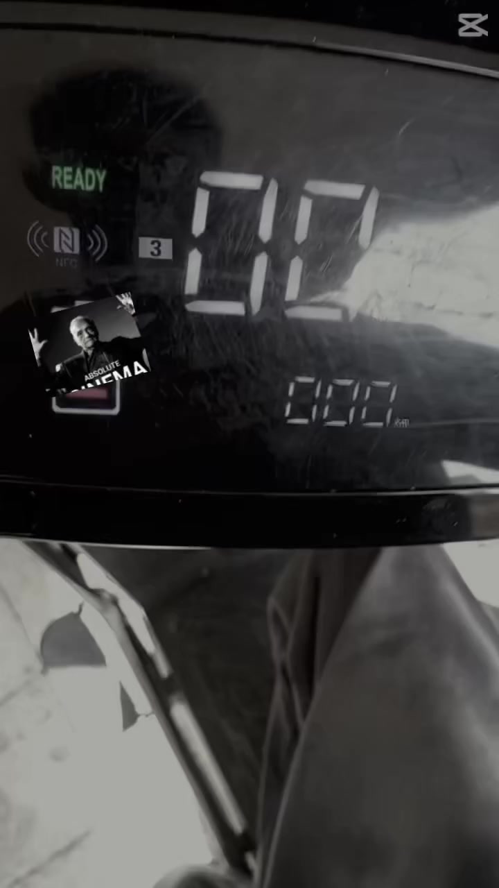 دراجه شحن بلدوزر او فضائيه مستعمله اقل من شهر مشتريها جديده بالجيس واوراقها موجوده و المكاتبه دراجه أخت الجديده بيها بس كم شخط بس مو بالقطع الاساسيه بالدرع و البلاستك و سعرها ٩٥٠ وبيها مجال مآخذها ب مليون و ١٠٠ بس حاليا احتاجيت وراح أبيعها دراجه بطارياتها ٦ مسطره ٣٩ و  البطاريه شرط عل فحص جديده و سرعتها الدراجه ٨٥ حقيقي شرط وبيها شلعه تخبل و تتحمل ٥٠٠ كيلو وزن و تمشيك ٧٠ كيلو حقيقي ميه بالميه و تبقى وياك عمر تفاصيل اكثر او صور اكثر خاص ✨👍


**إذا كنت صاحب هذا الإعلان وتريد حذفه لأي سبب، رجاءا أرسل رسالة إلى الدعم الفني**