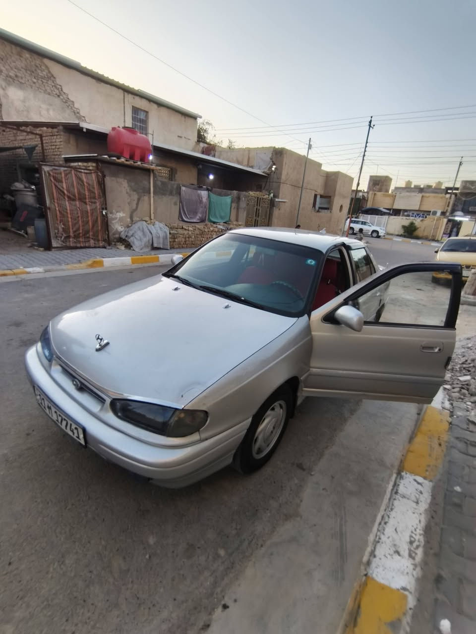 سلام عليكم النترا للبيع مديل 94 باسمي السيارة مصبوغة عام جمالية السيارة كاملة مكملة ما بيهة نواقص تبريد شغال عنواني بغداد الحسينية الراشدية سعرها 40 مجالهة بسيط جدا بسيط جدا ***********
