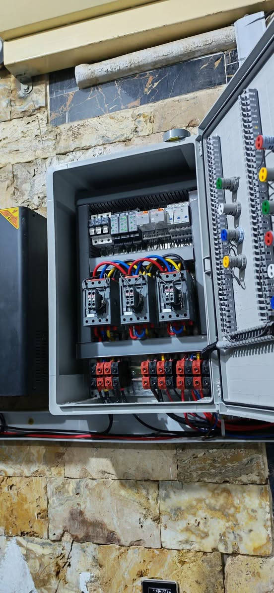 🔌 عمل وصيانة جميع أعمال بوردات السيطرة
✔️ ATS التحويل التلقائي
✔️ MTS التحويل اليدوي
✔️ نظام ستار دلتا
✔️ صيانة المولدات وتنظيمها
 ترتيب لوحات ✨ فحص وحماية كاملة
***********
