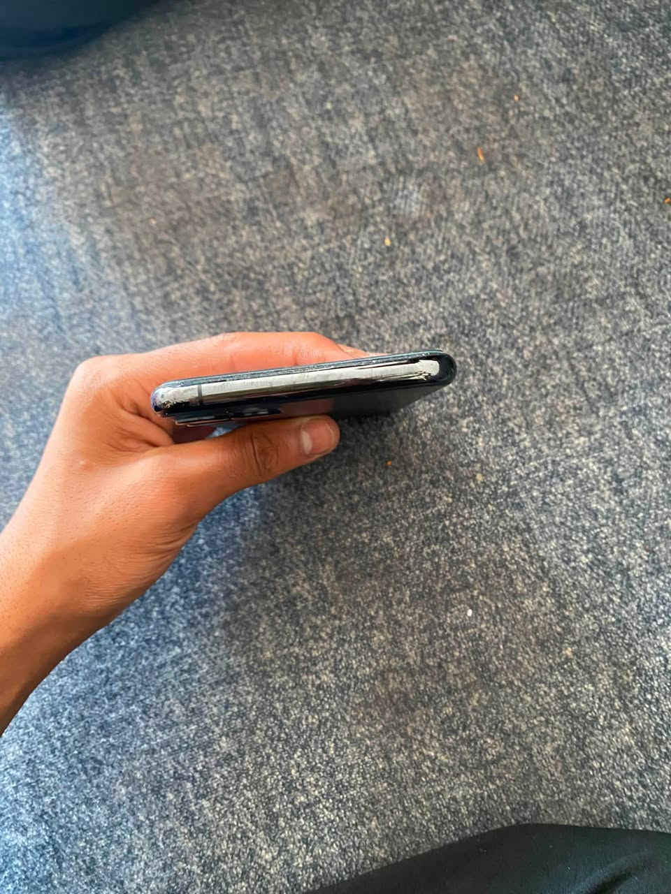السلام عليكم أيفون ١١برو ماكس جهاز نضيف ذاكره ٥١٢ جهاز بلادي ما مفتوح ابد بطاريه ٩٧  مكان بغداد الزعفرانية. الرقم *********** السعر ٣٠٠ بي مجال

