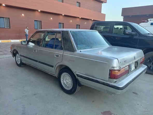 سلام عليكم سوبر موديل 85 رقم واسط سنويه منتهيئ تحويل مباشر كير مكينه ثنين ونص مكفولات شاصي مكفول  حداديه ١٠٠ ب ١٠٠ تخم تاير جديد كهرباء شغاله عنوان ناصريه قضاء البطحاء السعر 35وبيه مجال قليل استفسار اتصل ***********
