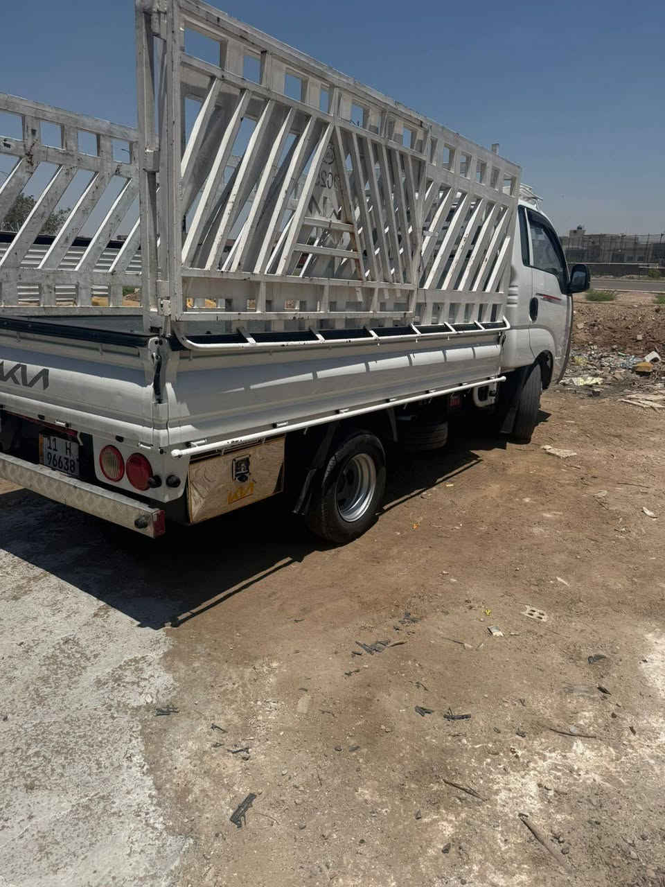 السلام عليكم كيا فحل مسكر موديل 18 كفاله عامه من كلشي السعر ١٥٥ بيه مجال للإستفسار على رقم *********** محمد ابو عبدالله الطائي

