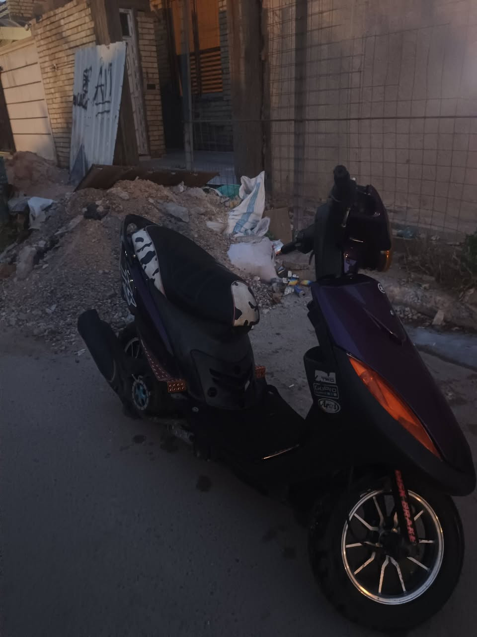 ماكس للبيع🔥
دراجه نضيفه متعب✅
عنوان بغداد تقاطع درويش ✅
سعر 575🔥


**إذا كنت صاحب هذا الإعلان وتريد حذفه لأي سبب، رجاءا أرسل رسالة إلى الدعم الفني**