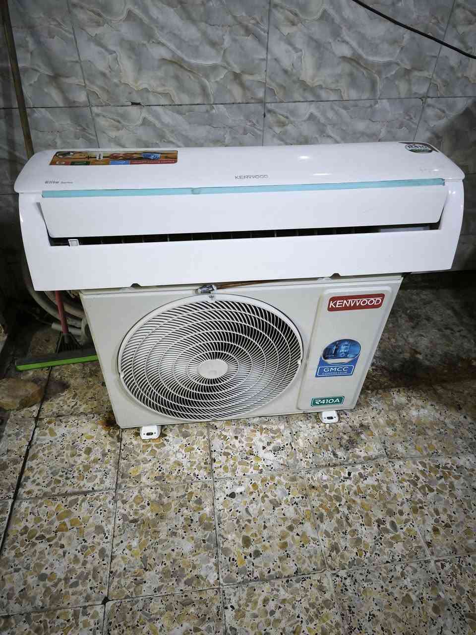 السلام عليكم سبلت 2طن مستعمل شركه كينود نظيف اخو جديد شراي اتصل على واتساب *********** العنوان سبع البور  
السعر 525 الف
