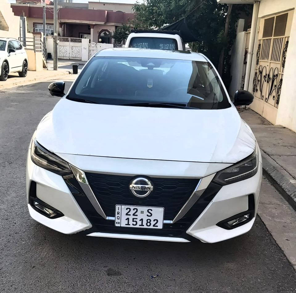 سەیارەکە  نیو بۆنیت بۆیاغ بەخی امریکا پشتو پێشی کەپس بەبێ ناو گرتن و بەبێ داخلی سەیارەکە زۆر خاوینە بەبێ شوختو بەبێ تەقەو رەقە هەموو گیانی بەشەرت سەیارەک بەناو خۆمە .

نیسان سینترا SR فول فول مواسەفات سویچ بەسمە سەخف سلایت کوشین ساردو گەرم سوکان ساردو گەرم سوکان ڤۆلێوم کوشین کارەبایی  5 کامیرا 360 پلە  راداری پشتو پێشی تحدید سورعە دژە خلیسک  هیتر……***********
