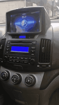 شاشه للبيع ٠٧٧٧٤١٠٢٨٠٣