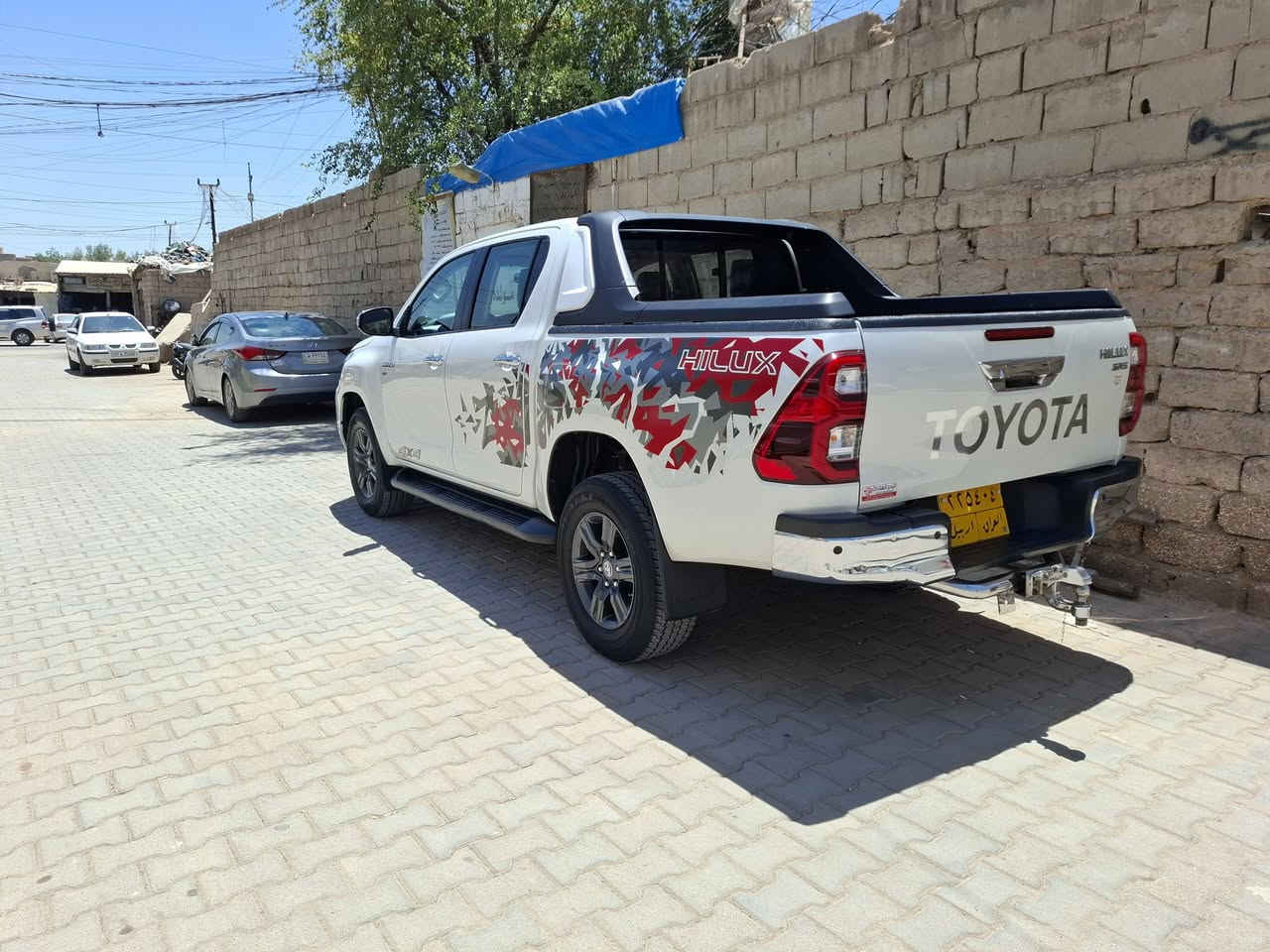 سلام عليكم للبيع  هايلوس  موديل 2022 TRD رقم أربيل  ماشيه  ١٠٨  السيار ه جازه من كلشي  مكفوله من كلشي  ماعدا بيها حالوب ناعم   لا صبغ لا بارد  فقد حالوب  بصيط  لاستفسار ***********

