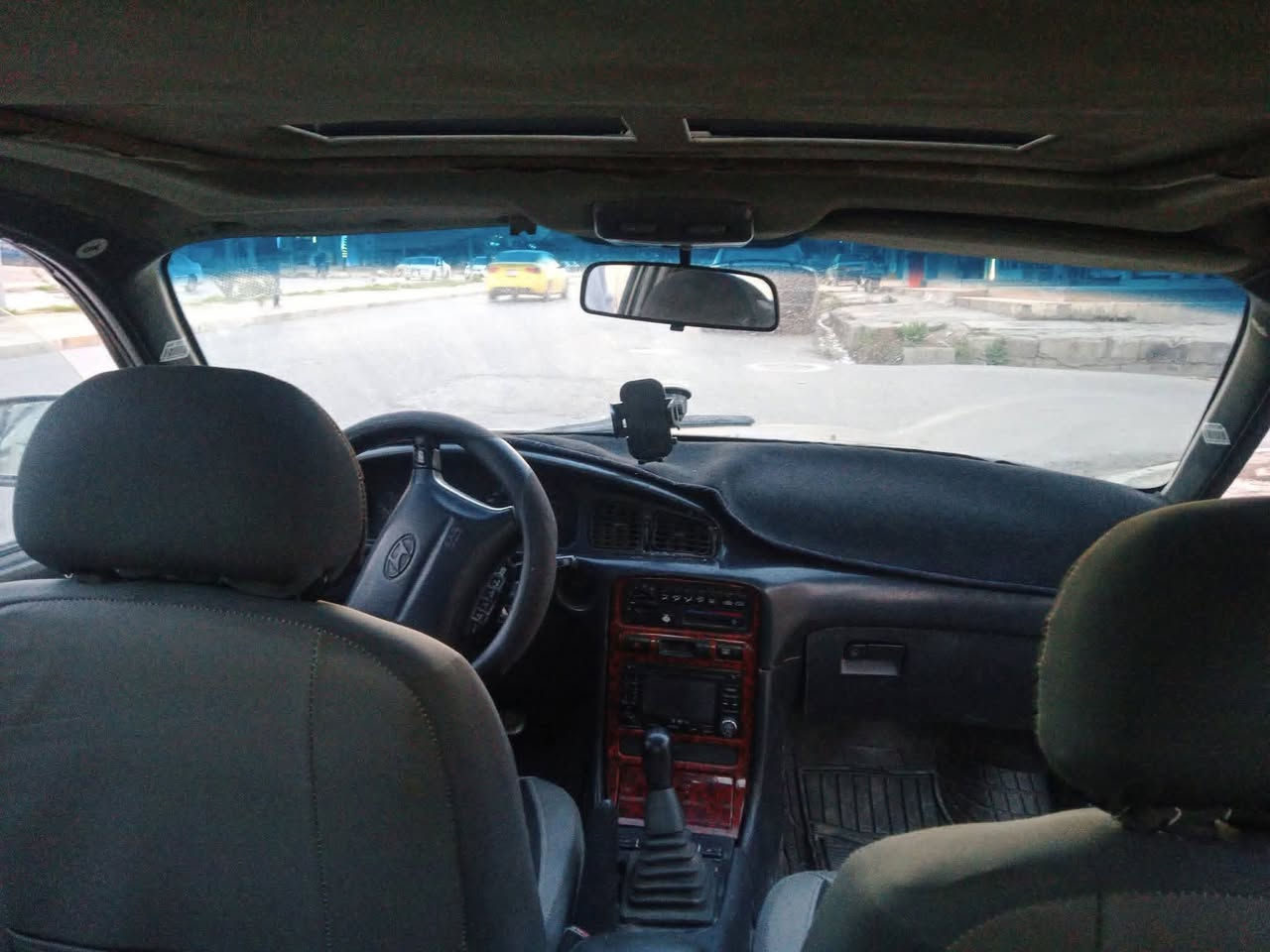 هيونداي سوناتا 1994 (سوناتا تو)
رقم: نينوى دولي وباسمي الرسمي
محرك: 1800 / 4 سلندر 💪
قير: عادي
اللون: جوزي برونزي ✨
كير ومحرك: شرط ✔
صبغ حزام جمالية فقط (بدون معجون نهائياً)
استخدام شخصي
السيارة مرتبة وجاهزة
التبريد يحتاج فقط قايش بسيط
بيها كابون بانزين
💰 السعر:35للاستفسار خاص وتساب اتصال ***********
