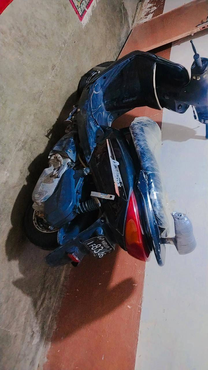 سلام عليكم للبيع موطور بريز2007بلادي كامل مكمل من كلشي شغال صلف وهندر السعر 500وبي مجال للاتصال ***********
