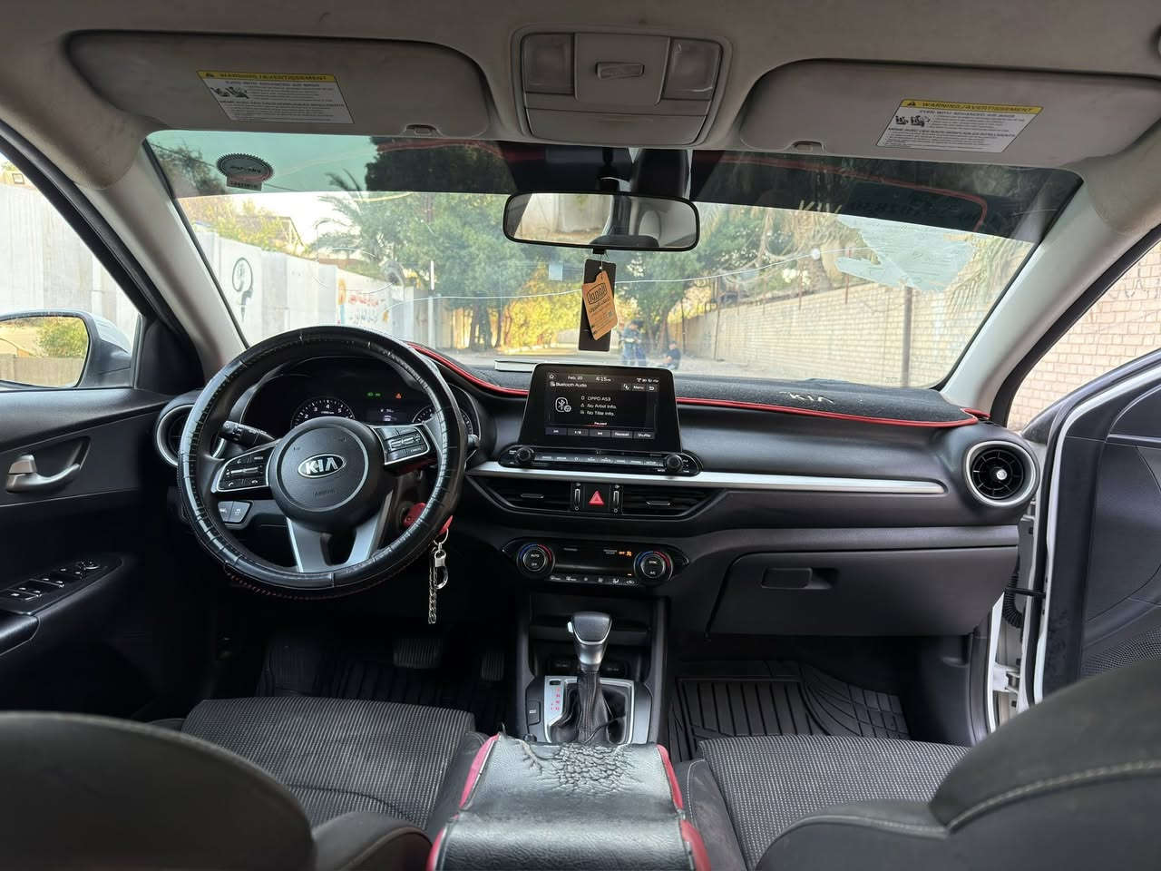 السلام عليكم من رخصةالادمن سياره كيا فورتي موديل 19وارد امريكي صور الحادث مرفقه في المنشور  ممشى السياره 107 الف ميل  مواصفات السياره نص فول المعروفه تبريد شاشه مانع تصادم كامره خلفيه ويل 17 وباقي الموصافات المعروفه بالفورتي السعر 115$ وبيه مجال بسيط للتواصل  ***********
