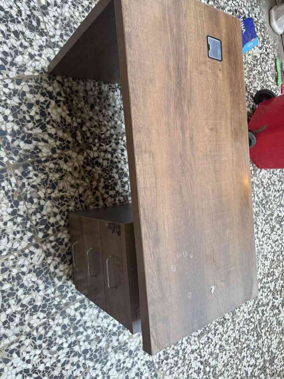 اغراض مستعملة البيع مكاني بغداد 
***********
