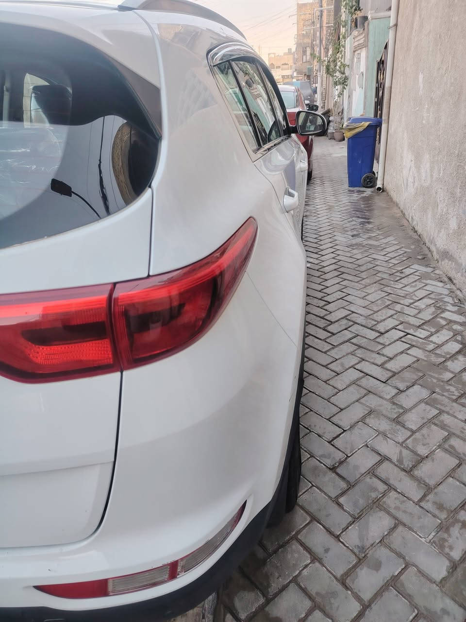 سبورتج خليجي مديل 2017 مكفوله من صبغ و التبديل سياره جديد عله وضع شركه ما بيه اي نقص التفاصيل كثر عل رقم عنوان بغداد سياره بسمي رقم *********** سعر( 180)
