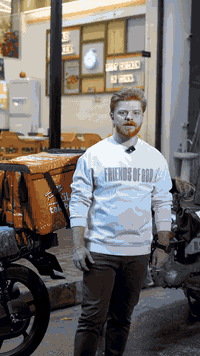 سقّة.. لدعة.. طربوش 😋
الشاورما السورية على اصولها  من مطعم دجاج انس
 ✨اطلبها هسه✨ 
والتوصيل مجاني لكل مناطق الموصل 🚗
🎉اول خمسين شخص راح يشاركون الفديو🎉 
🎉راح  نختار منهم عشرة فائزين يربحون ويانا 🎉
🎉وجبة  مقدمة من مطعم دجاج انس 🎉
☎️ ارقام الدلفري 
***********
***********
📍الفرع الاول:- حي الضباط 
الفرع الثاني :- جامعة الحدباء 

.
.
.
#توصيل_مجاني #مطاعم #مطاعم_الموصل #دجاج_انس
