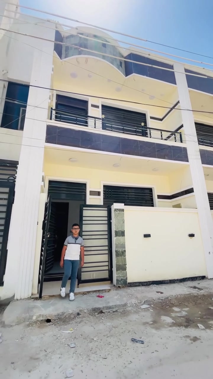 🎷إعلان رقم 18 

🏡 منزل للبيع - فرصة مميزة للسكن أو الاستثمار 🏡
لكل باحث عن بيت جاهز، مرتب، وبسعر مناسب في موقع مميز! يعلن مكتب ثامر للعقار عن توفر بيت للبيع بالمواصفات التالية:
 📍 الموقع: بغداد - الدورة - البوعيثة (مجمع السلطان الأول).
 📐 المساحة: 50 متر مربع.
 📏 الأبعاد: الواجهة 5 متر | النزال 10 متر.
 🛏️ التفاصيل الداخلية: يحتوي على غرفتين (2) نوم + بيتونة كبيرة (تصلح كمخزن أو غرفة إضافية).
✨ المميزات: تصميم واستغلال ممتاز للمساحات، يقع في مجمع سكني مريح وهادئ.
📞 للاستفسار والتواصل المباشر (واتساب فقط):
📱 آسيا سيل: ***********
📱 زين العراق: ***********
