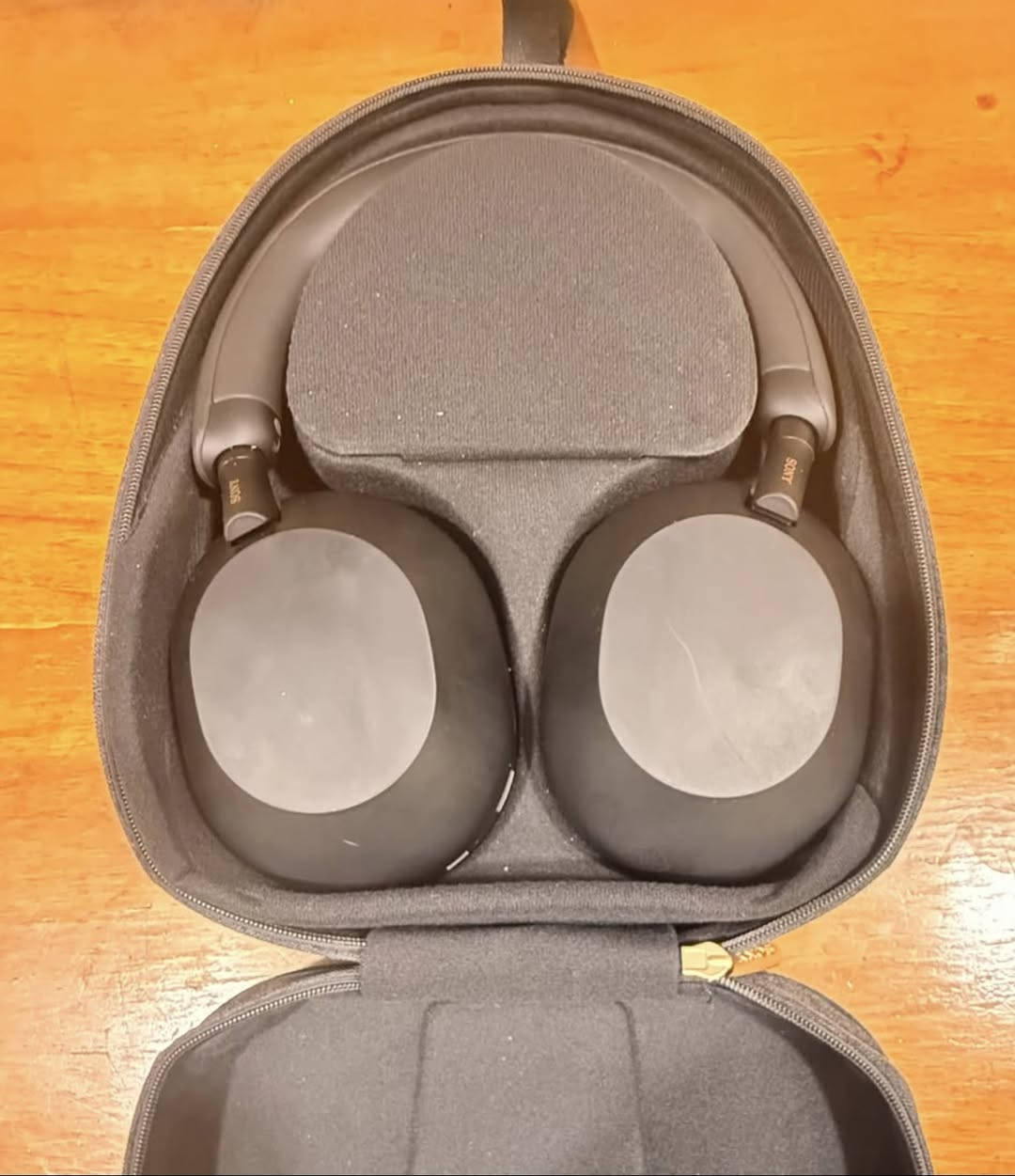 Sony WH-1000XM5 سماعة سوني
بسعر 250 الف قفل


**إذا كنت صاحب هذا الإعلان وتريد حذفه لأي سبب، رجاءا أرسل رسالة إلى الدعم الفني**
