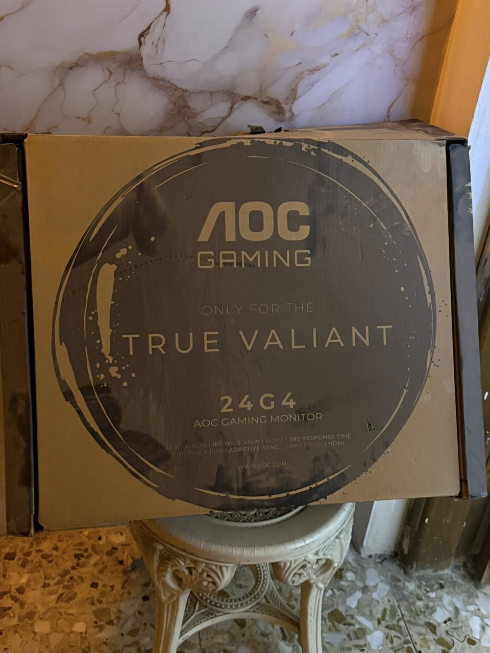 شاشة Aoc Gaming مستعملة
مواصفاتها
180Hz 
1MS 
IPS 
ستاند متحرك + لوحة تحكم باعدادات الشاشة + كارتونه ووصل الشاشه ، مثل ماموضح الكارتونه مهموله بس تكدر تنضفها

اخذتها ب 146 دولار
رايدها ب 170 الف ونظافتها كدامكم واليشهد الله على الفحص
مكاني بغداد الغدير شارع الضريبة 
الرقم للتواصل واتساب - ***********
ماعندي توصيل
