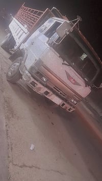 شاحنة • للبيع