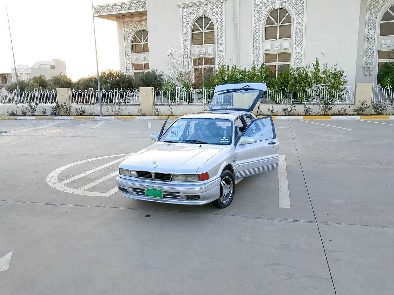 بۆفرۆشتن گلاند مەکینە63مۆدیل92 ئاڕم وسەنەویە ئاڕم پلاستیک هەولێر بەشەرتی ئەولیات گێڕ ومەکینە بەشەرت تەقەو ڕەقەی نیە گەرمی کارەبای کامل مەزبوت abs پاوەر جام کارەبای سلایت قفل مەرکەزی سویچ کۆنتڕۆل چوار تایەو ویلی خاوێن دەعامی بۆ دەعامی بەشەرت بێ مەسرەف سعری22معامەلە***********
