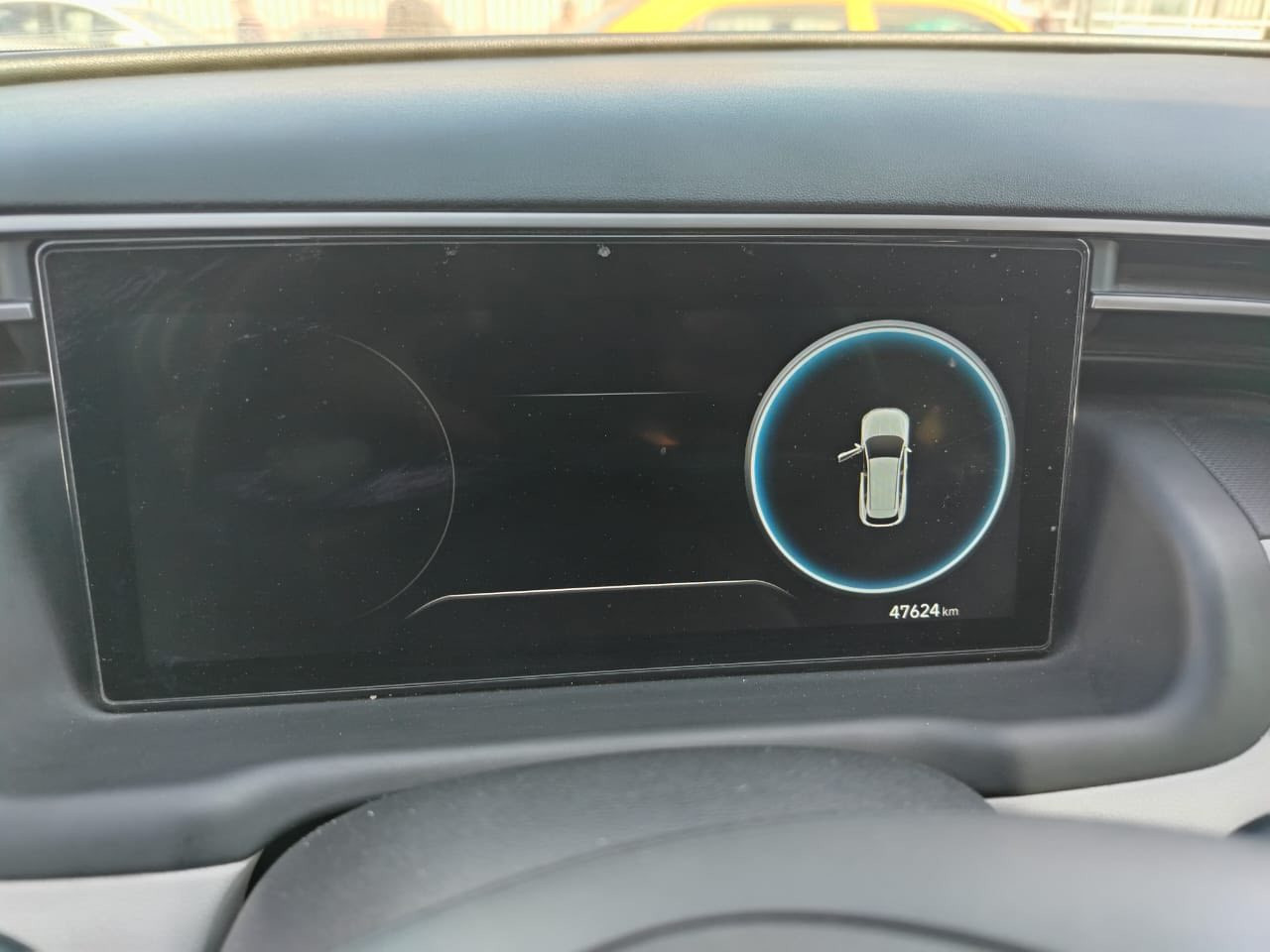 اسلام عليكم سيارة هونداي توكسان موديل 23 السيارة جديدة مكفولة سعرها 210 وبيها مجال للطيبين مكان السيارة بغداد الامين نواب الظباط رقم موبايل ***********
