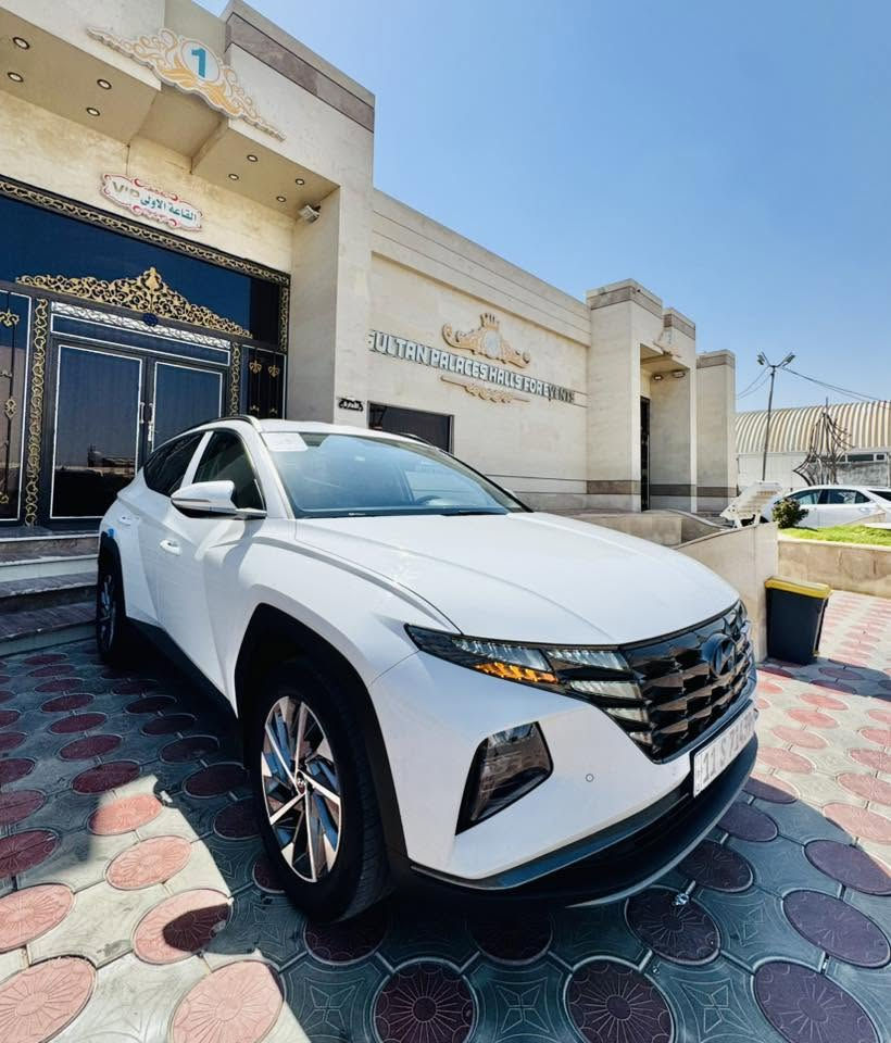 اسعد الله ايامكم بكل خير

الحلال للبيع للبيع او الامراوس 

هونداي توكسان 2023 لون ابيض ثلجي ❄️ 
خليجيه كفاله عامه على وضع الوكاله 👌
من الصبغ و الضربه و التبديل و البارد و الفتح
عدا رصعه صغيره بالصندوك و باقيه على وضعها و اضحه بالصور  
رقم بغداد 11 هزه و سنويه و ارقام جديده باسمي 
مداور ثاني يوم 
🦾السياره على ايد وحده استلام زيرو  ماشيه 41 الف km 

المواصفات:
🥷كراسي كهرباء ثنين
🥷مري شفط
🥷اشاره بالمرايه
🥷ترحيب ابواب و اناره و مرايات
🥷شاشه كار بلي بلاد
🥷تحكمات ستيرن
🥷بصمه 
🥷تخم ويل كب مع تخم تاير جديد وكاله
🥷حساس امامي خلفي
🥷كامره دواره اوتر
🥷مرايه عاكسه للضوء
🥷تبريد امامي خلفي 
🥷بردات جانبيه بالابواب 
🥷كشنات مغلفه جلد اصلي مطعم رصاصي باسود
🥷لايت عالي ناصي زينون بلاد 
و الخ من المواصفات المعروفه….

علما السياره على وضع الشركه استخدام شخصي بعدها حتى بماي الوكاله الوردي 
كلها بلاد حداديه امامي خلفي تخم تاير باتري كله شركه 
سبير و العده بعدها ما نازلات 

السعر 195$و بيها مجال بسيط للشراي

للتواصل *********** 
مكان السياره النجف الاشرف
