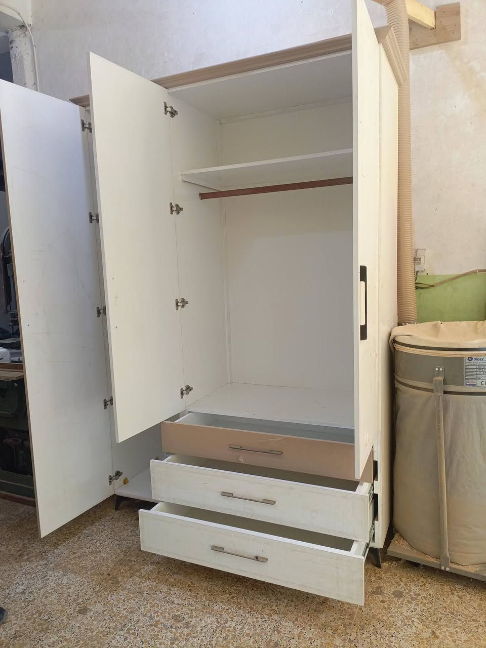 كناتير نجاره تركي 
جديدات باين هاي جلاس 
العنوان كوت المشروع 
‏‪***********‬‏
