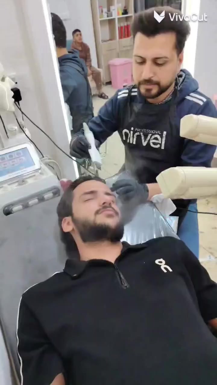 متواجدين 👍#بالصالون انشاءالله 🤲#العنوان 🚩بابل #محاويل حي الجمهوري📍 شارع الاطباء🥼🧑‍⚕️ مجاور #سيد_زهير للعقود المروريه للسيارات 🚗🚖

#للحجز الاتصال ع #الرقم *********** 📞
او مراسلة الصفحه ✉️💌#وليدالماستر 

اهلا ويهلا بالجميع♥️☺️
