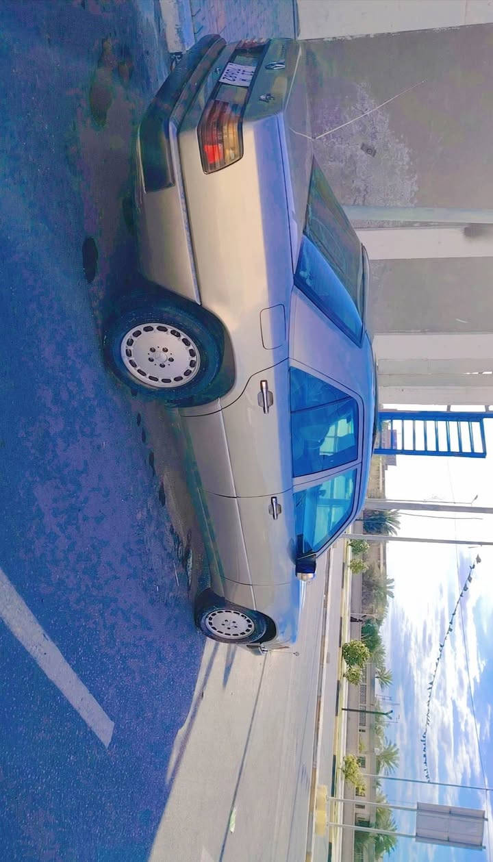 للبيع السعر خاص تبريد شغال تخم تاير كهرباء كله شغاله مكينه وكير خير من الله
محور بطه 2500سياره مال جناي ميسان مجر الكبير رقم صاحب سياره ***********
