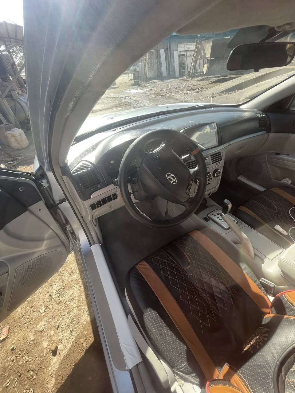 السلام عليكم سوناتا 2007 2400 وارد امريكي صبغ حزام حادث جاملغ يسره امامي فقط كير مكينه صدر مكفول رقم كركوك شرط التحويل كلشي ماعايزها السعر 88وبيها مجال قليل هاتف***********مكاني سامراء
