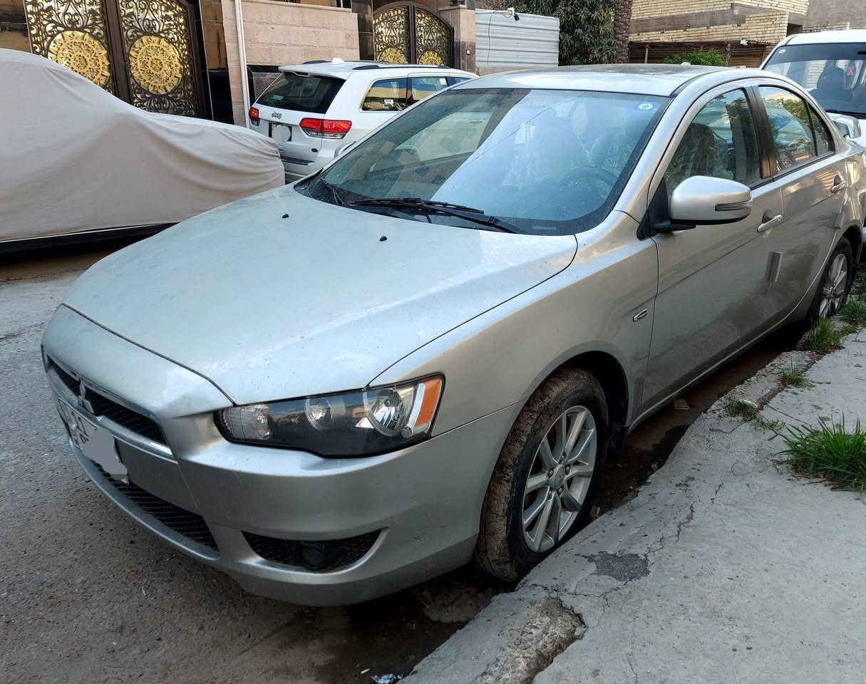 السلام عليكم 
للبيع لانسر قرش موديل 2016 لون شمباني استلام 2023 من الشركه رقم بغداد بأسمي ماشيه 39 الف فقط مكفوله فقط بيها بارد بالجاملغ الامامي الايمن محرك 1600 كير اوتو شاشه اندرويد تحكم ستيرن فتحت سقف جناح خلفي بلادي كامرة خلفيه واماميه ويل كب بلوجكترات السياره جديده السعر 132$ وبيها مجال بسيط للاستفسار ***********
