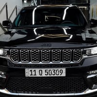 جيب 2024 اسود فول مواصفات 3 انظمة وقود بانزين وهايبرد وبلكن   داخل جلد...