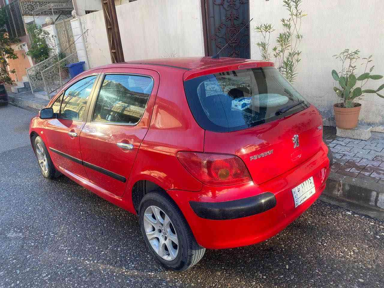 سلام عليكم بيجو 307 موديل 2004 رقم بغداد مشروع وطني بيها قطعه واحد صبغ صندوق لجمالية فقط سنويه منتهي سعر 57 بيها مجال للطيبين رقم *********** مكان سيارة كركوك بيها بطاقه بنزين Singapore
