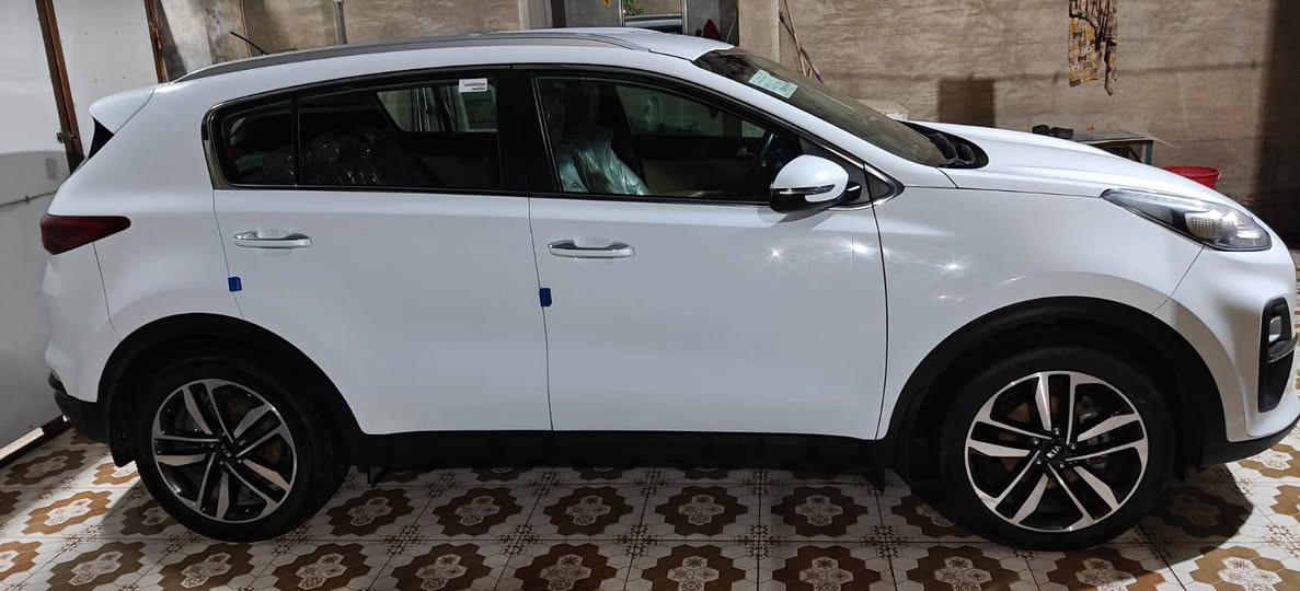 السلام عليكم سبورتج 21للبيع او مراوس بموديل اقل سبورتج او توسان شرط مكفوله تفاصيل سبورتج مكينه 2000 ماشيه 59 بغداد نص مواصفات مكفولة من الصبغ فقط بارد السونار موجود السعر 19.5
***********
