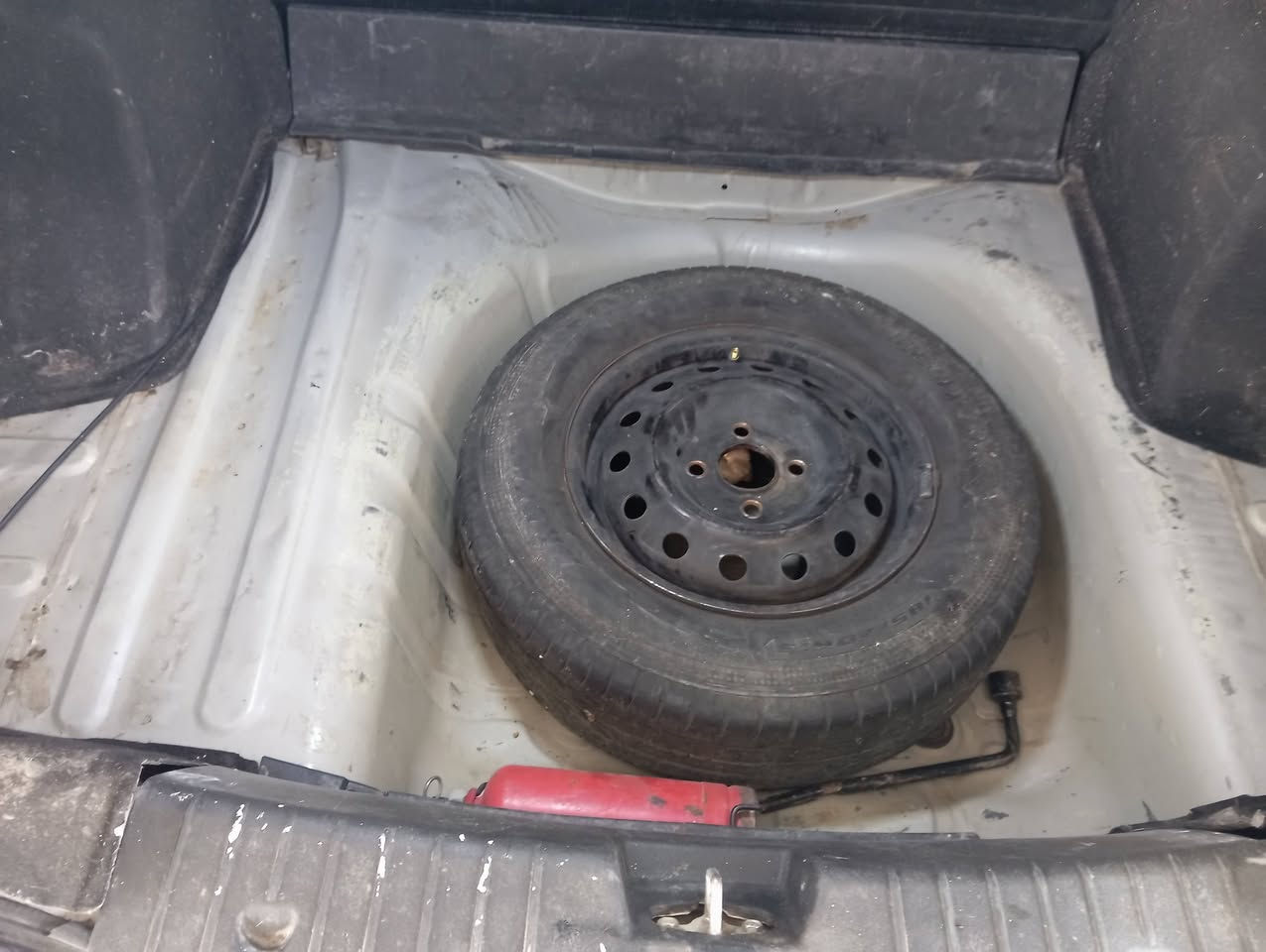 افيوو موديل 
2009 پينج پا رجه صبوغ بي دعم بي ليدان تعويل غرامه ب شرت 5ورقه غرامه لسه ره دئ به ر سعرئ هيت خوار سعر 54بيجه م مجال ***********
