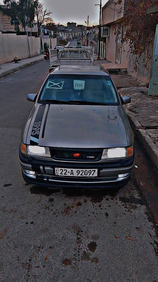 فكترة 1995
فول كير عادي
دبل أيربك ويل كب اصلي سلايت جامات الأمامي كهرب 
مرايات كهربائي دعاميات نفخ جرار خلفي لايت زينون هزه 2026 رقم اربيل كير ومحرك شرط 
كابون ماستر
مبوخ حزام جماليه 
بدون ضرر
سياره جاهزه بدون نقص
***********
***********
