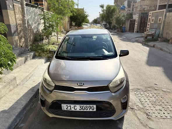 كيا بيكانتو لون جدا مميز فيلي موديل 2018  
رقم سليمانيه سياره نظيفه جدا 
مكفوله من الصبغ والحادث مواصفاته جدا حلوه
 ماشيه48 سياره اتريد احولك اتريد وكاله تدلل ربع دينار متصرف عليهه 
تبريده خير من الله سياره نسائيه مرتبه
محرك 1400سياره جديده ونظيفه
 للاستفسار واتساب *********** مكاني بغداد وبلخدمه
