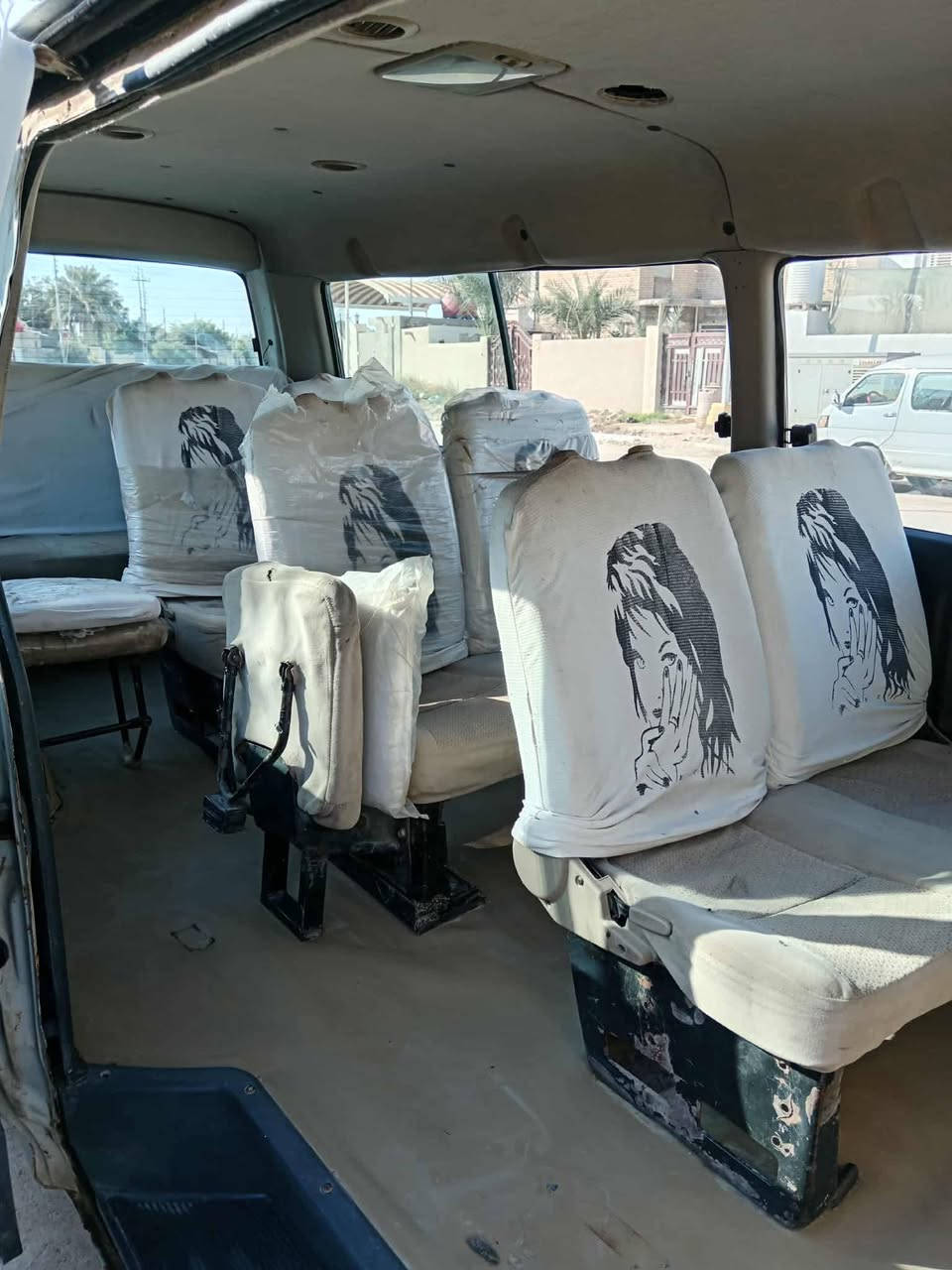 السلام عليكم كيه جمبي موصليه  2014
محرك ونجي  كير مكفول اكسن مكفول تخم تاير  السياره بيه حادث باب العبري مستعجل على البيع السعر 38 و بيه مجال (بيع فقط) مكان  الناصريه قضاء الدوايه 
***********
