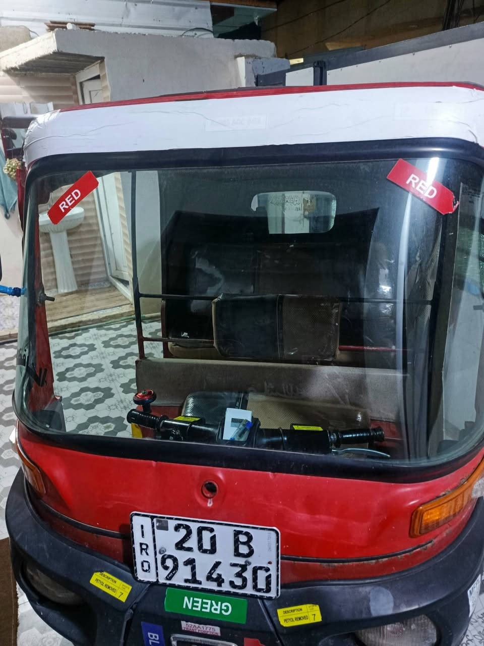 تكتك موديل ١٧شهر١٢
مرقمه سنويه ولوحات انكليزي
تكتك حلوة 
بس كايمه بيهاا دخانه 
كير اكسل مكفولات
كهربائيات كلهاا شغاله
السعر3850
الرقم ***********
العنوان بعقوبه
