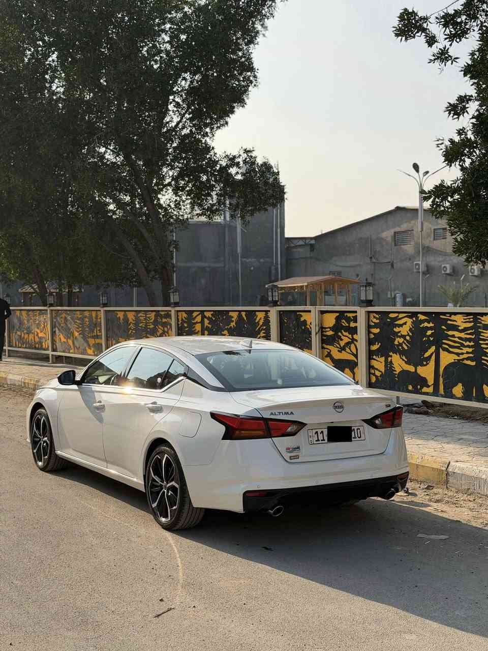 السلام عليكم
للبيع ألتيما SR فول 2024 
خليجي ضمان شركة السور
ماشيه ٦ الف
مكينة: 2500
رادار امامي
فتحة
شاشة تاب
شفتات
زنون عالي ناصي
كشنات جلد
وبيها هواي مواصفات
السيارة بعدها بوضع الشركة
السونار مرفق بلصور وايضاً فديو للسيارة 
مكان السيارة بغداد
السعر 
٢٣٠$ وبيهة مجال للشراي
***********
