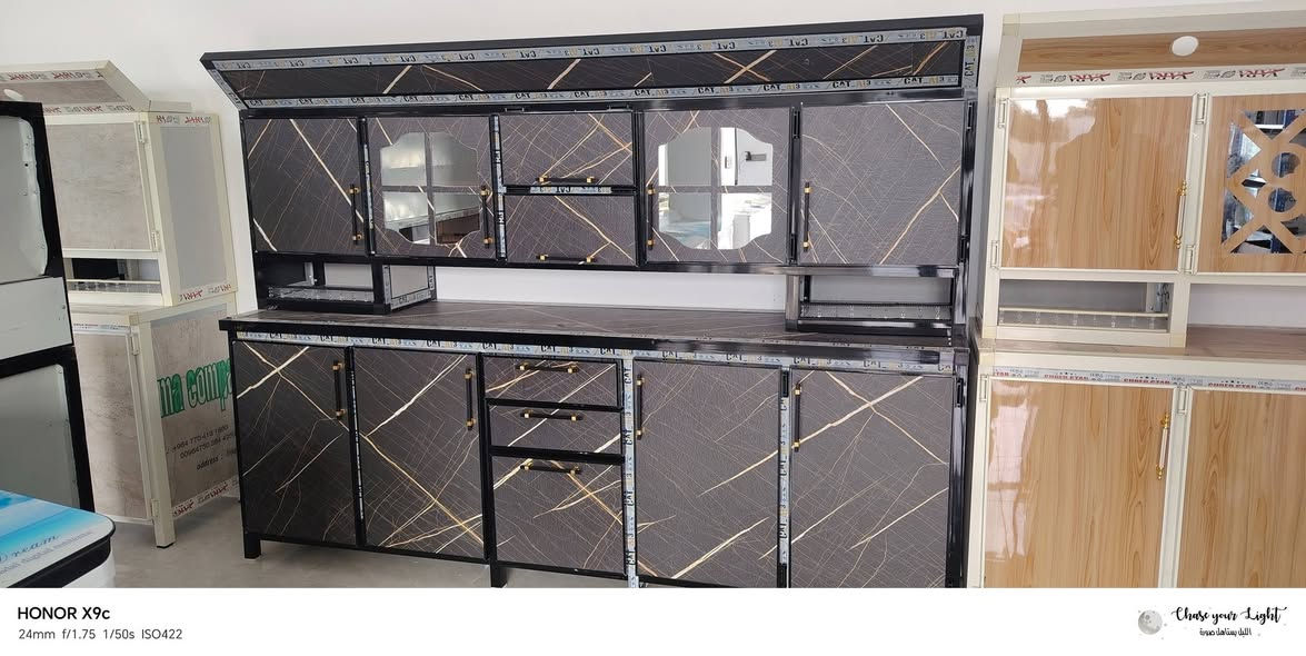 لستنا الوحيدين لاكننا الفضل سلام عليكم يوجد كاونترات جديد للبيع القياسات مترين ومترين ونص وثلاث أمتار والسنك آت متر 30 مرمر الاستفسار على هاذه الرقم *********** بي واتساب مفتوح يوجد توصيل كافت مناطق القائم وفتح وشد خليك مرتاح ويانه
