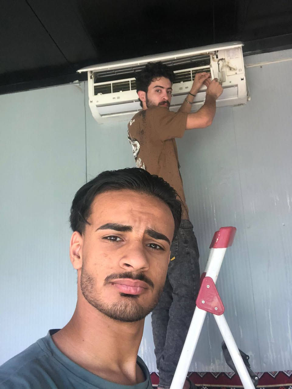 #صيانت_سبالت #تنصيب_سبالت #شد_سبالت#غسل_سبالت #تصليح_سبالت جميع عملنا بضمان يبدء من موسم فما فوك ورشت الفني صفاءماعليك فقط تتصل ونجيك لحد باب البيت *********** واتساب او اتصال
