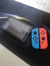 مقدماً سلام عليكم جهاز نينتندو سويتش عادي مهكر اوف لاين وان لاين معه ا...