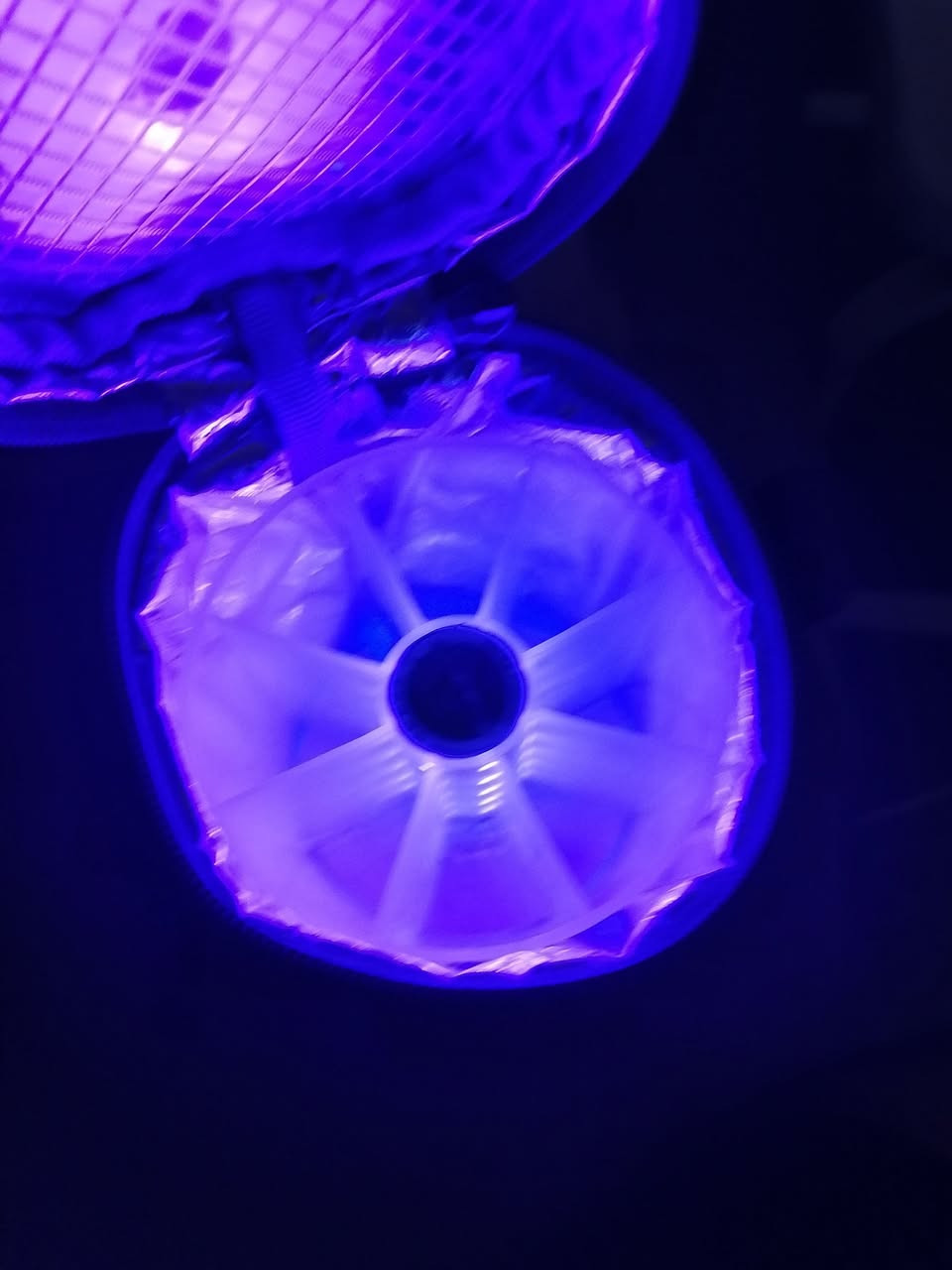 السلام عليكم متوفر حافظة جكات uv تشتغل على بور بنك مفيدة للصيد الليلي للمهتم يتفضل خاص


**إذا كنت صاحب هذا الإعلان وتريد حذفه لأي سبب، رجاءا أرسل رسالة إلى الدعم الفني**