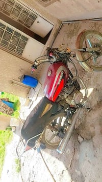 شباب السلام عليكم دراجه خمسه كير للبيع ماكينه ناعمه لا صرف ولا تبخير ن...